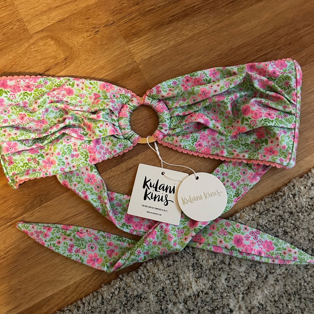 NWT Kulani Kinis bandeau top